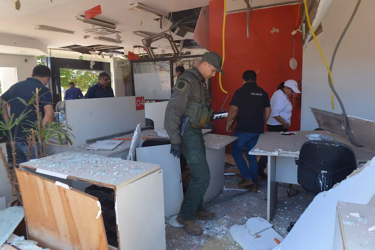 Así detonaron el banco en Naranjal